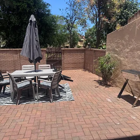 Jessica'S Guesthouse Durban Exterior photo